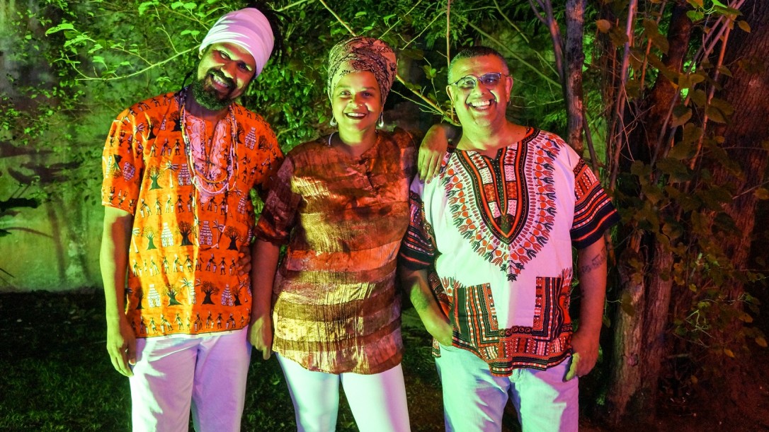 Sarau do Solar Solidário - Grupo AfroEntes